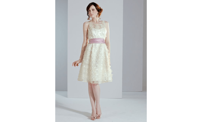 Short white wedding reception dresses