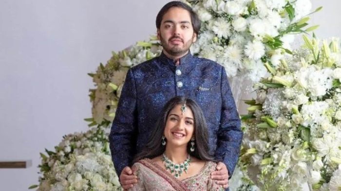 Radhika merchant wedding dress