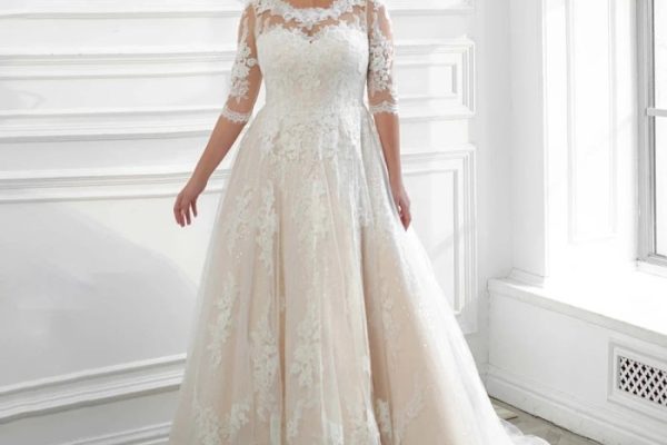 A-line plus size wedding dress