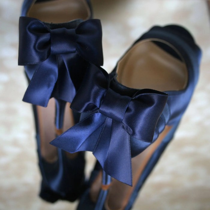 Navy blue shoes with wedding dress