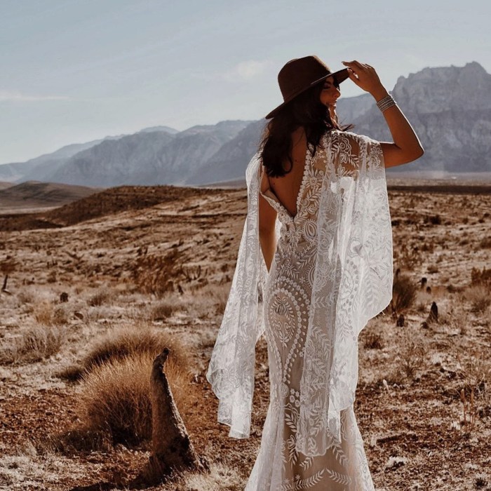 Short boho wedding dresses