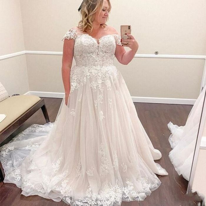 Plus size wedding guest dresses with sleeves